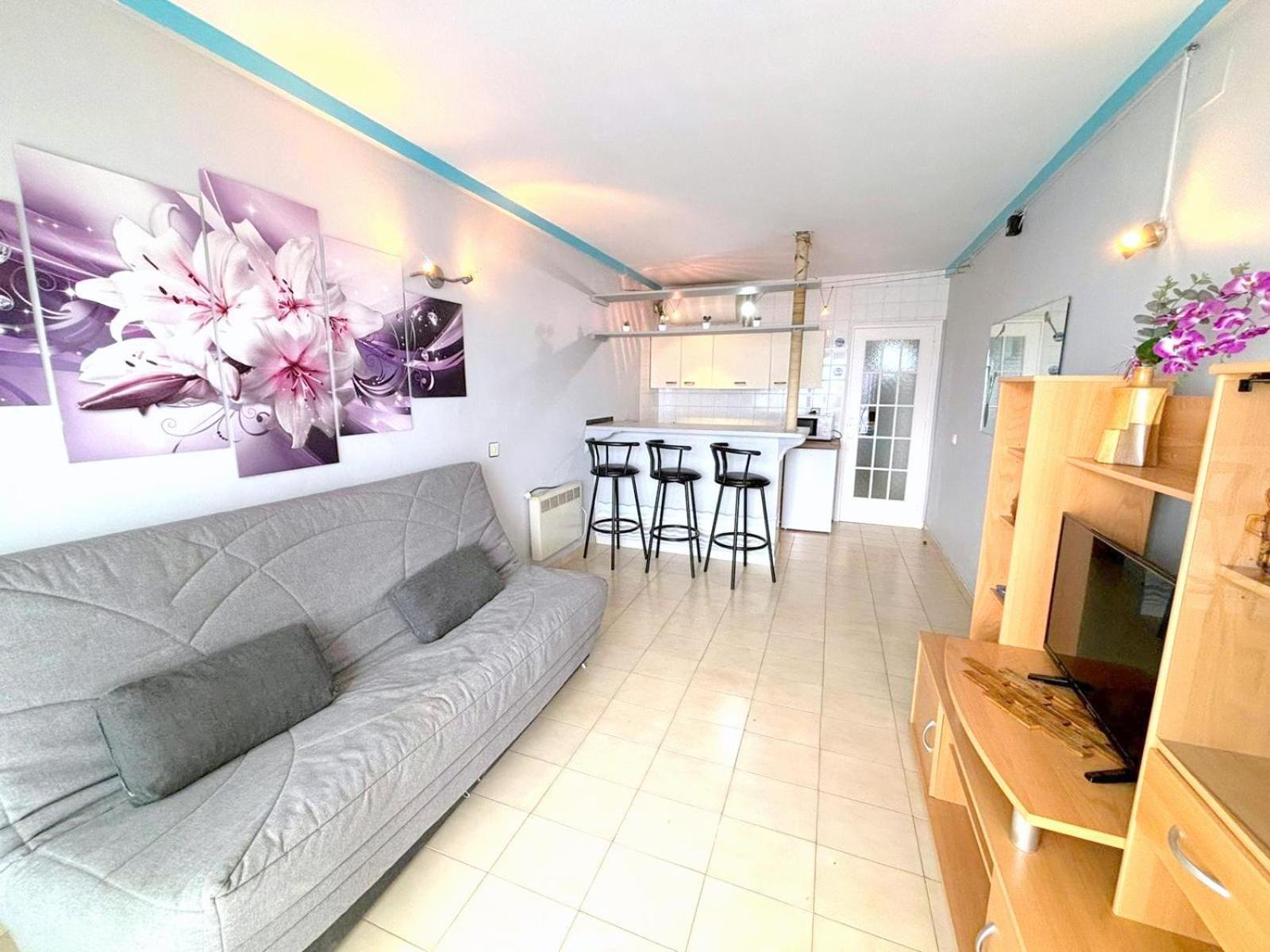 Meda Chica 3E Apartment Roses Bagian luar foto